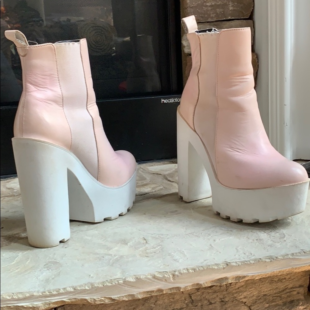 Light pink boots